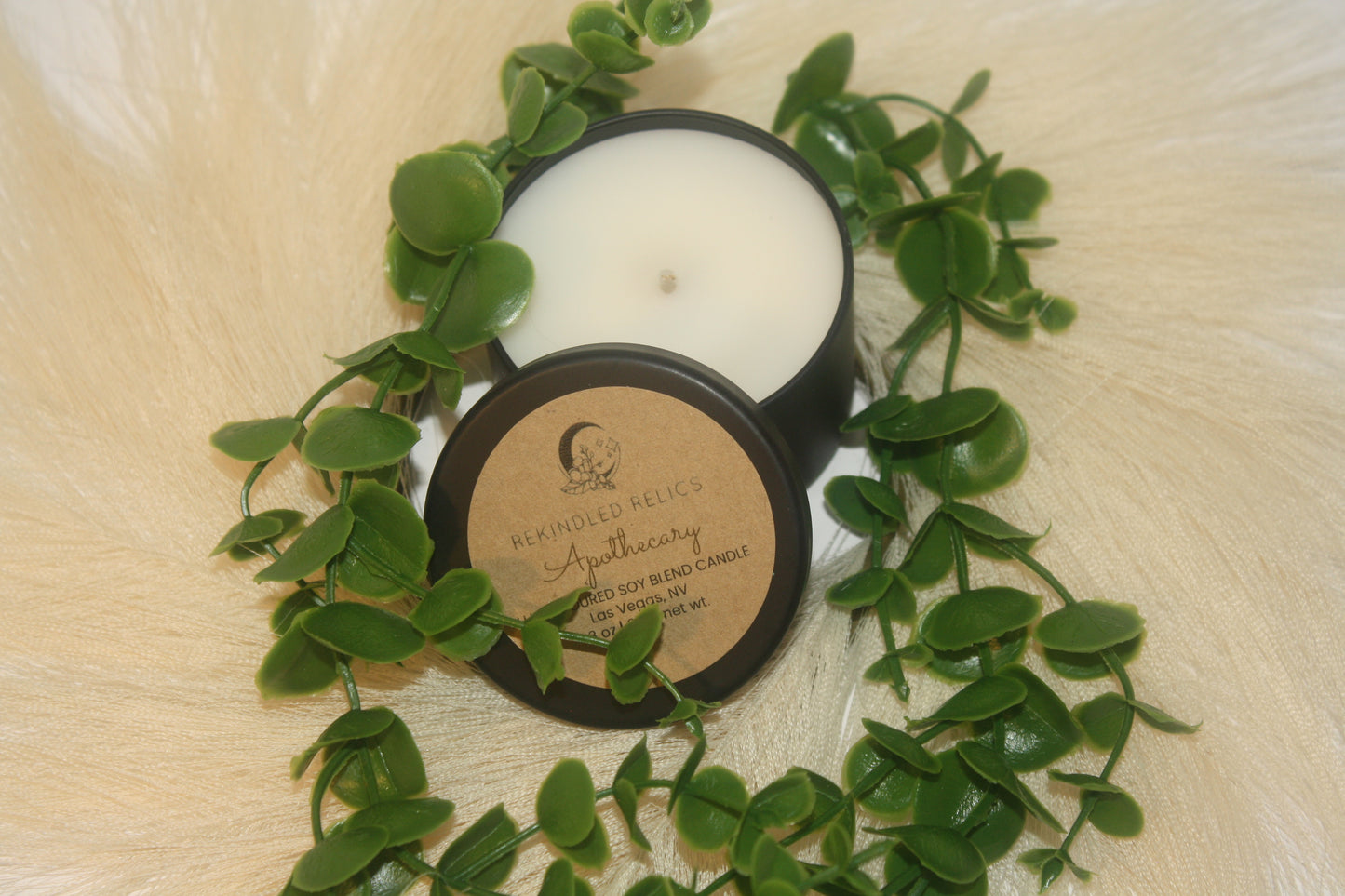 Apothecary | 3 oz Petite Relics | Black Tin