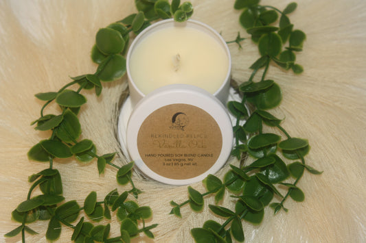 Vanilla Oak | 3 oz Petite Relics | White Tin