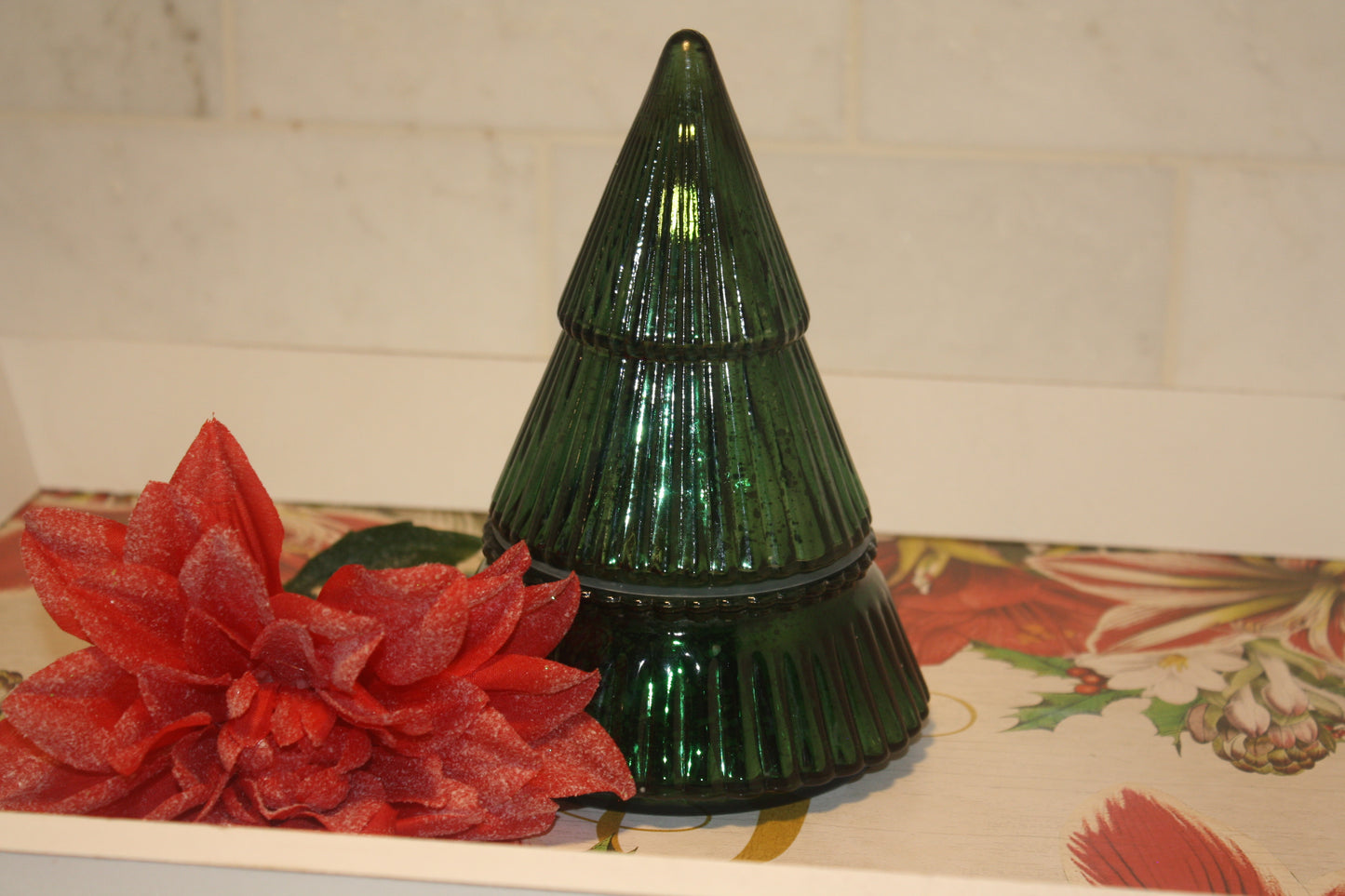Holiday Spice | 10 oz Green Glass Holiday Tree Relic